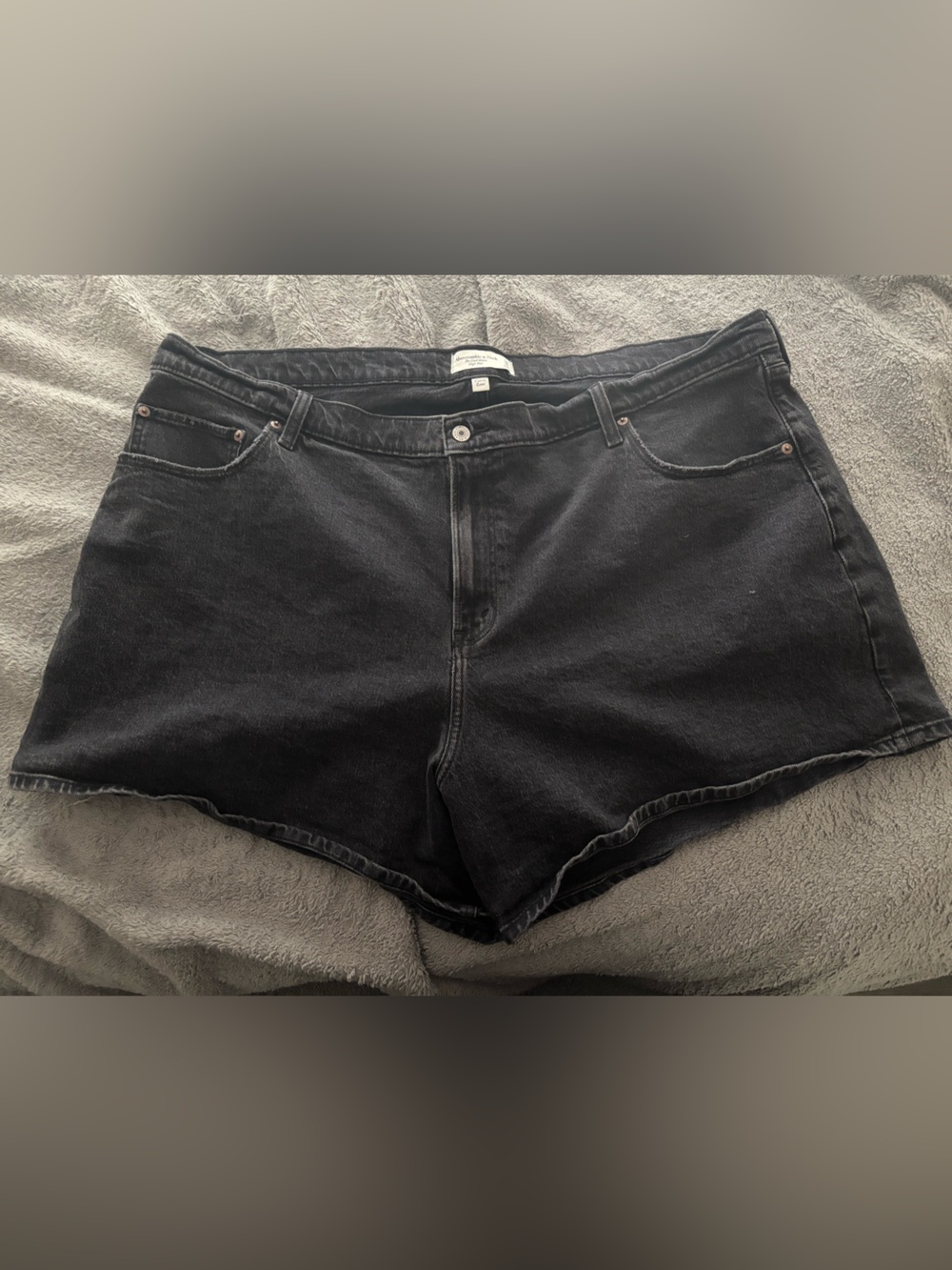 Abercrombie & Fitch Denim High-Rise Dad Short - Plus Size
